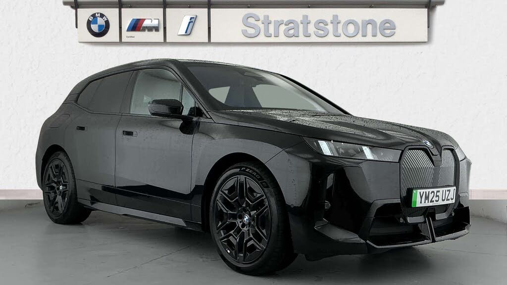2025 BMW iX E xDrive45 M Sport