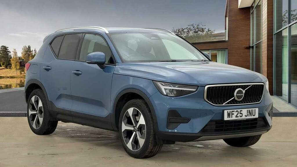 2025 Volvo XC40 2.0 B3 Core