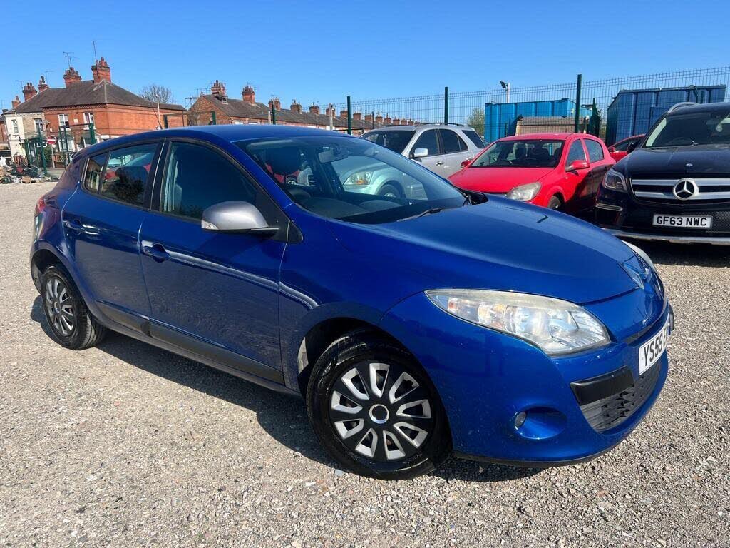 2010 Renault Megane 1.6 Expression VVT (100bhp) Hatchback 5d