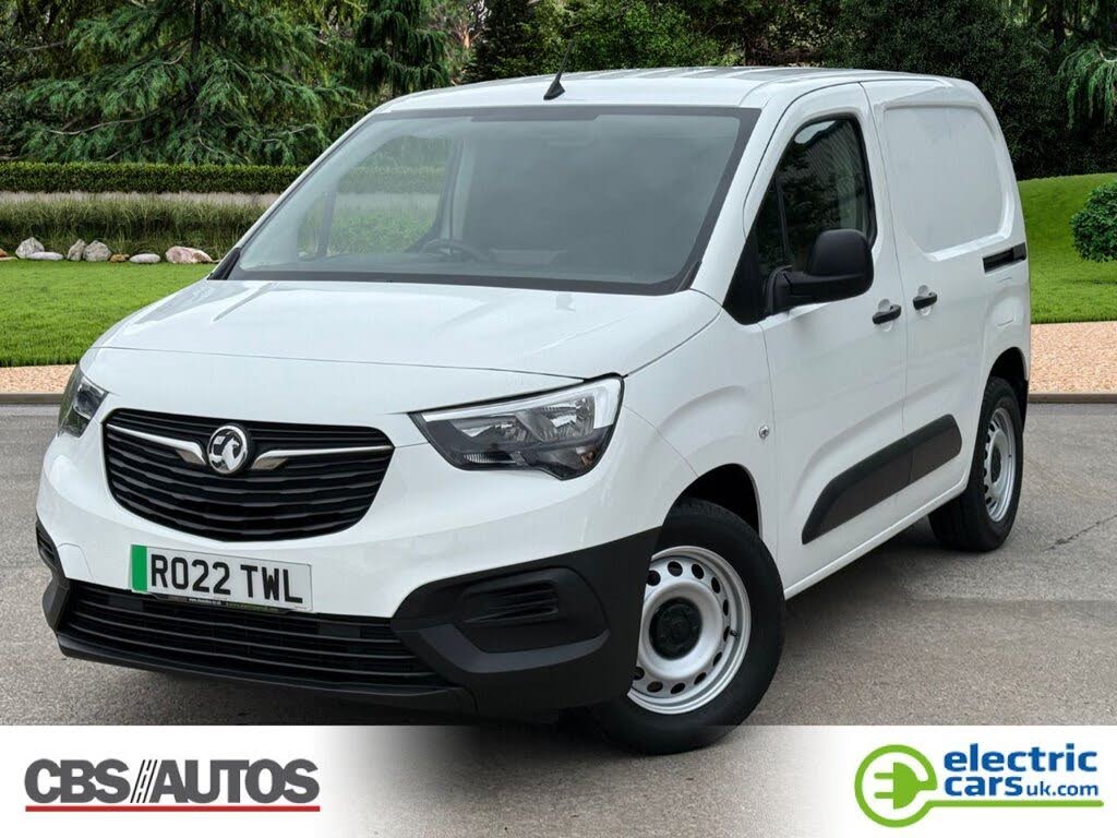 2022 Vauxhall Combo E 50kWh Dynamic 2300 L1H1 Panel