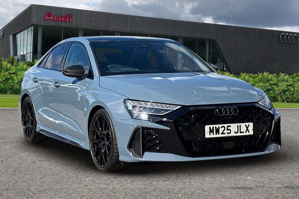 2025 Audi RS3 2.5 TFSI Carbon Vorsprung Saloon 4d