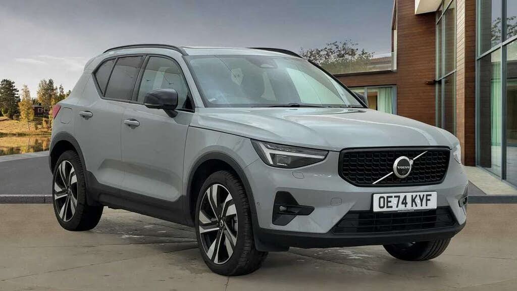 2024 Volvo XC40 2.0 B3 Ultra (Bright
