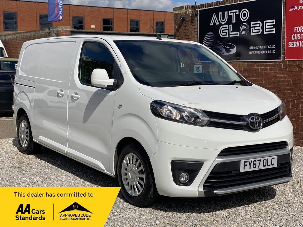 2017 Toyota PROACE 1.6D Comfort Medium (115hp)(EU6)