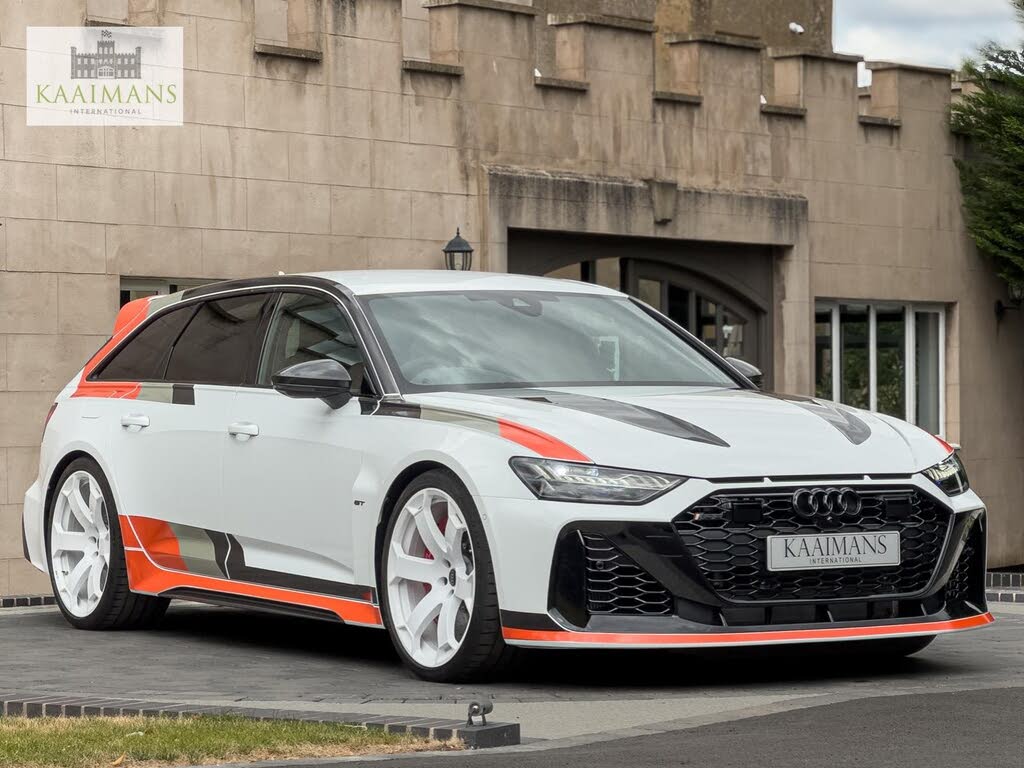 2025 Audi RS6 Avant 4.0 TFSI Performance Carbon Vorsprung