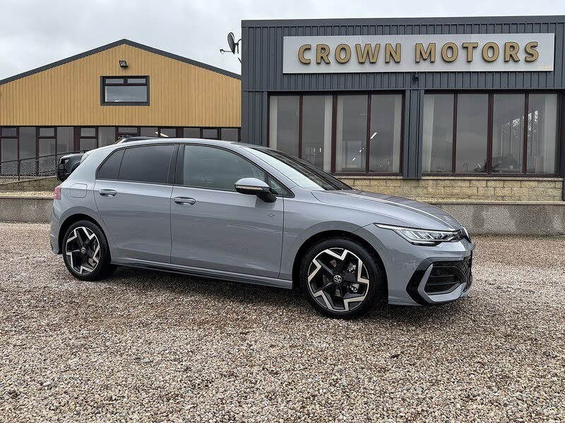 2025 Volkswagen Golf 1.5 eTSI R-Line Hatchback