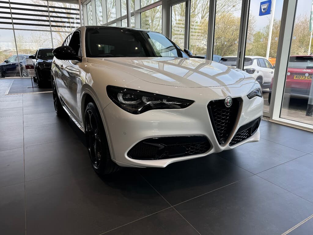 2025 Alfa Romeo Stelvio 2.0 Tributo Italiano