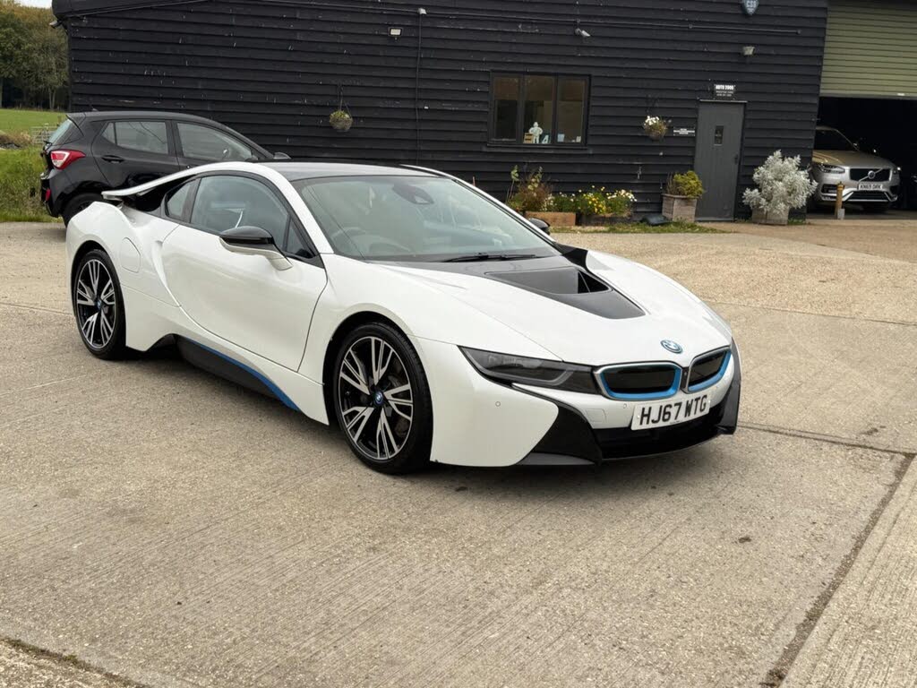 2017 BMW i8 1.5