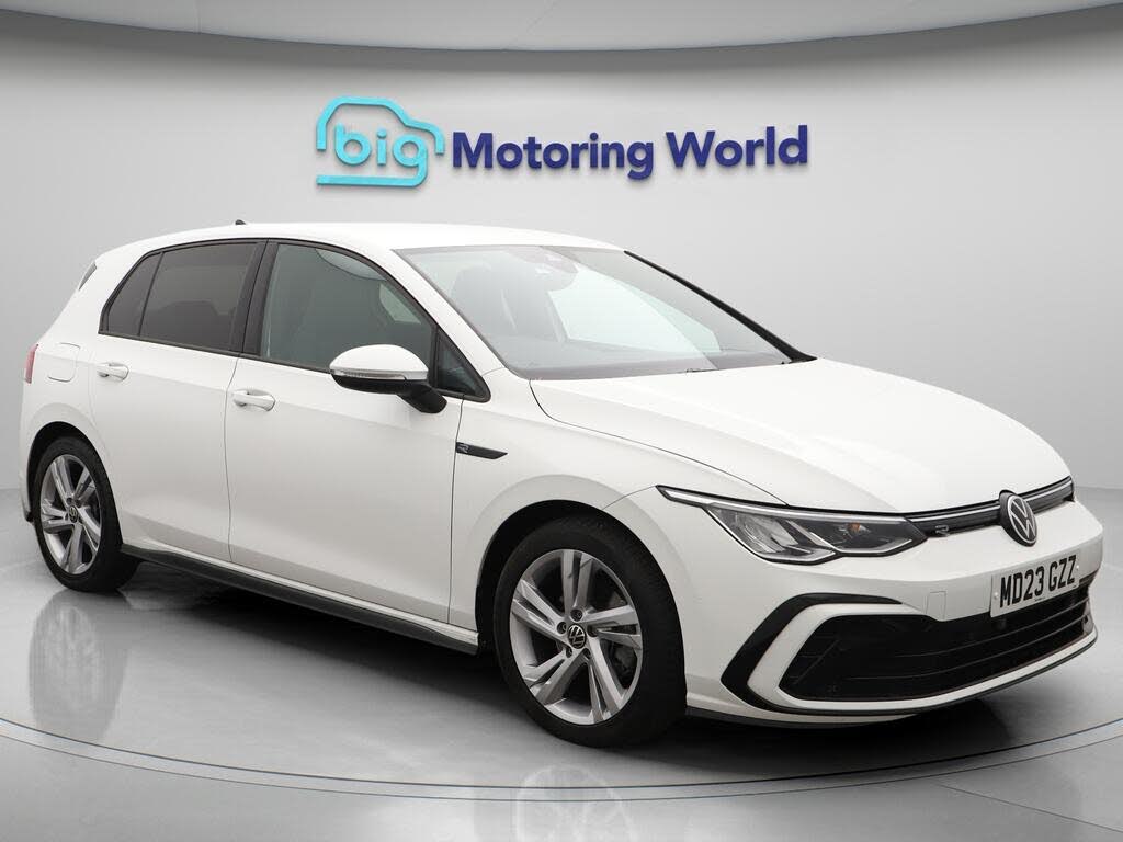 2023 Volkswagen Golf 1.5 eTSI R-Line Hatchback