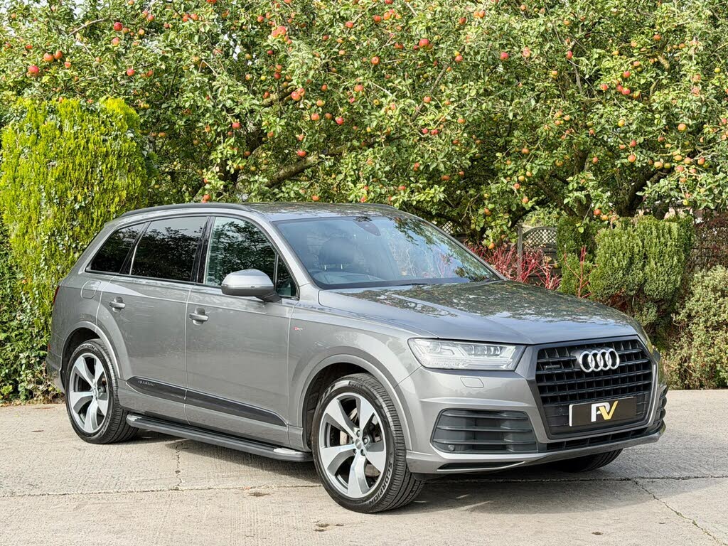 2017 Audi Q7 3.0TDI quattro S Line (272ps)