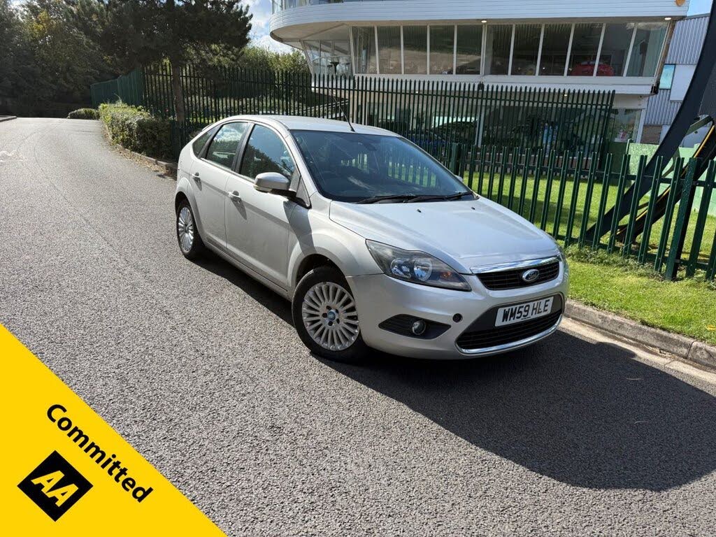2010 Ford Focus 1.6 Titanium Hatchback