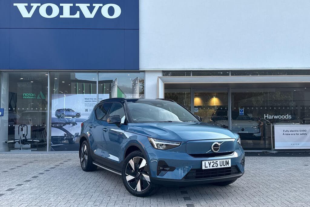 2025 Volvo EX40 E Plus (248bhp) Extended Range