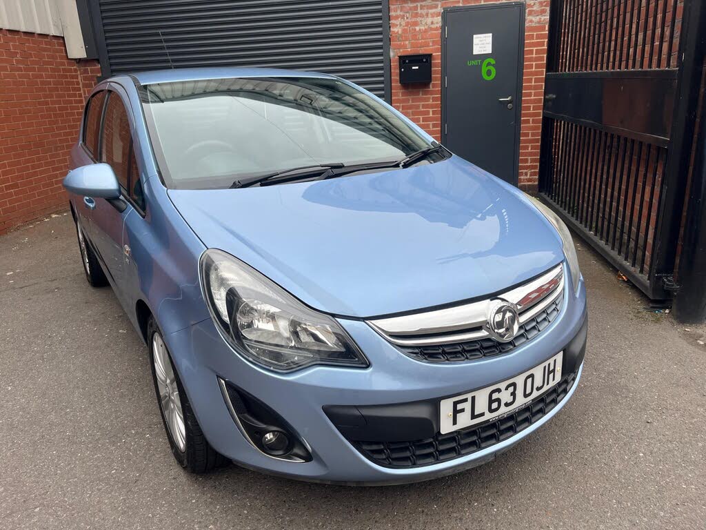 2013 Vauxhall Corsa 1.4 SE (100ps) (a/c) 5d 1398cc auto
