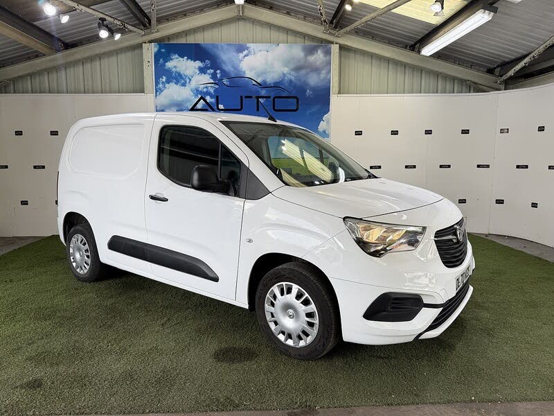 2020 Vauxhall Combo 1.5CDTi Sportive 2300 (100PS)(EU6dT) L1H1 Panel