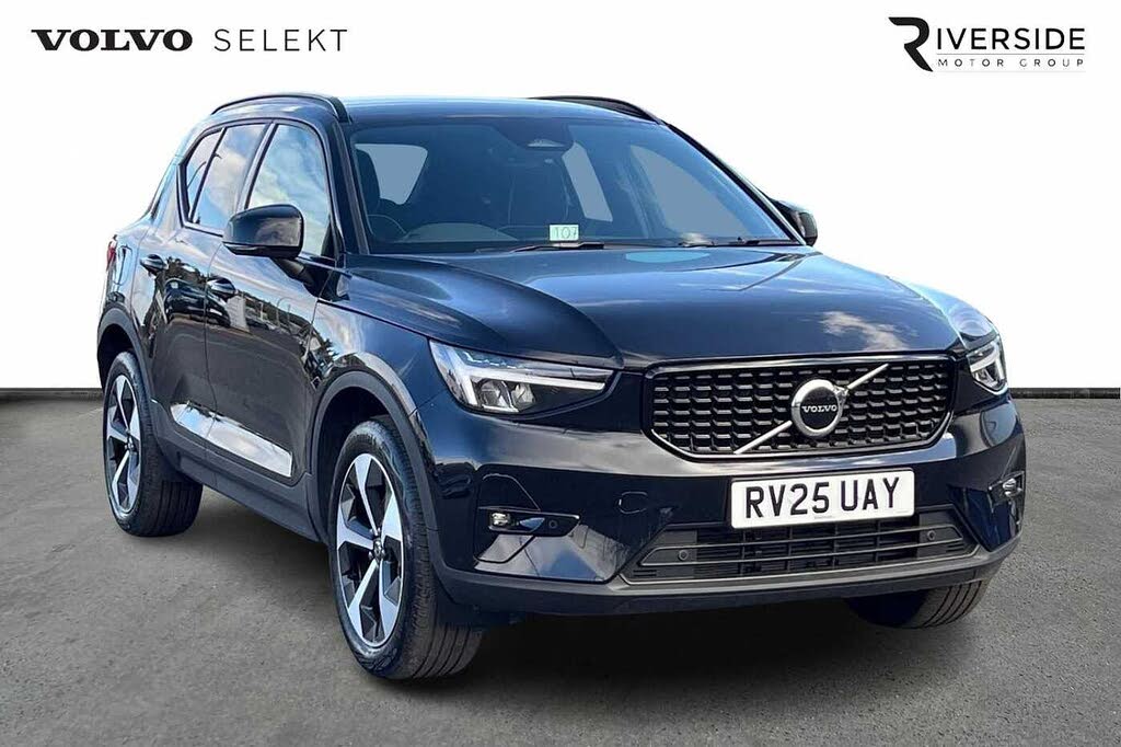 2025 Volvo XC40 2.0 B3 Plus