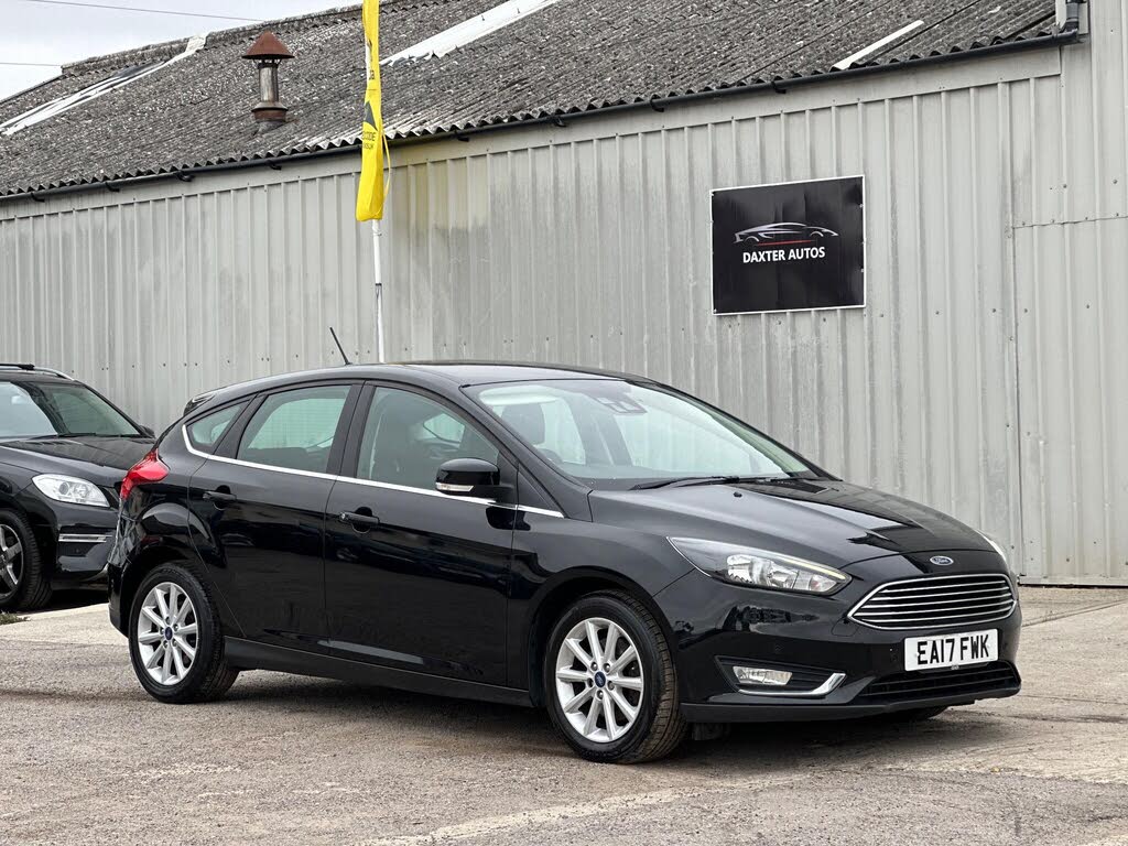 2017 Ford Focus 1.5T Titanium Hatchback