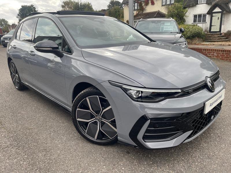 2025 Volkswagen Golf 1.5 eTSI Black Edition