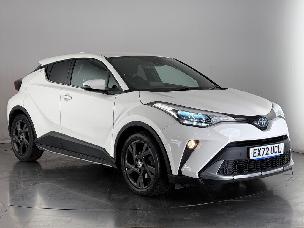 2022 Toyota C-HR 2.0 VVT-i Design