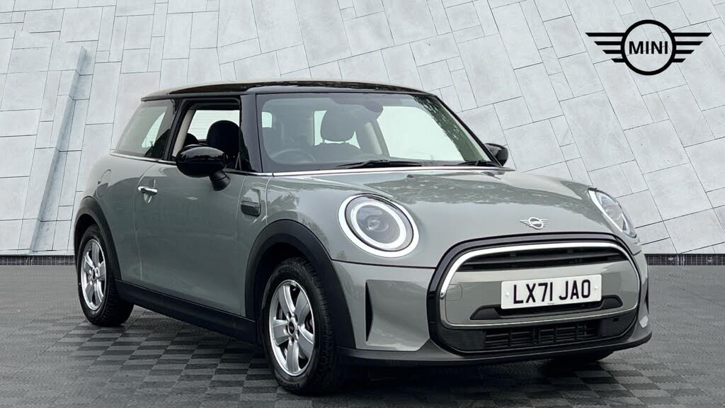 2021 MINI Mini 1.5 Cooper Classic Hatchback 3d Auto