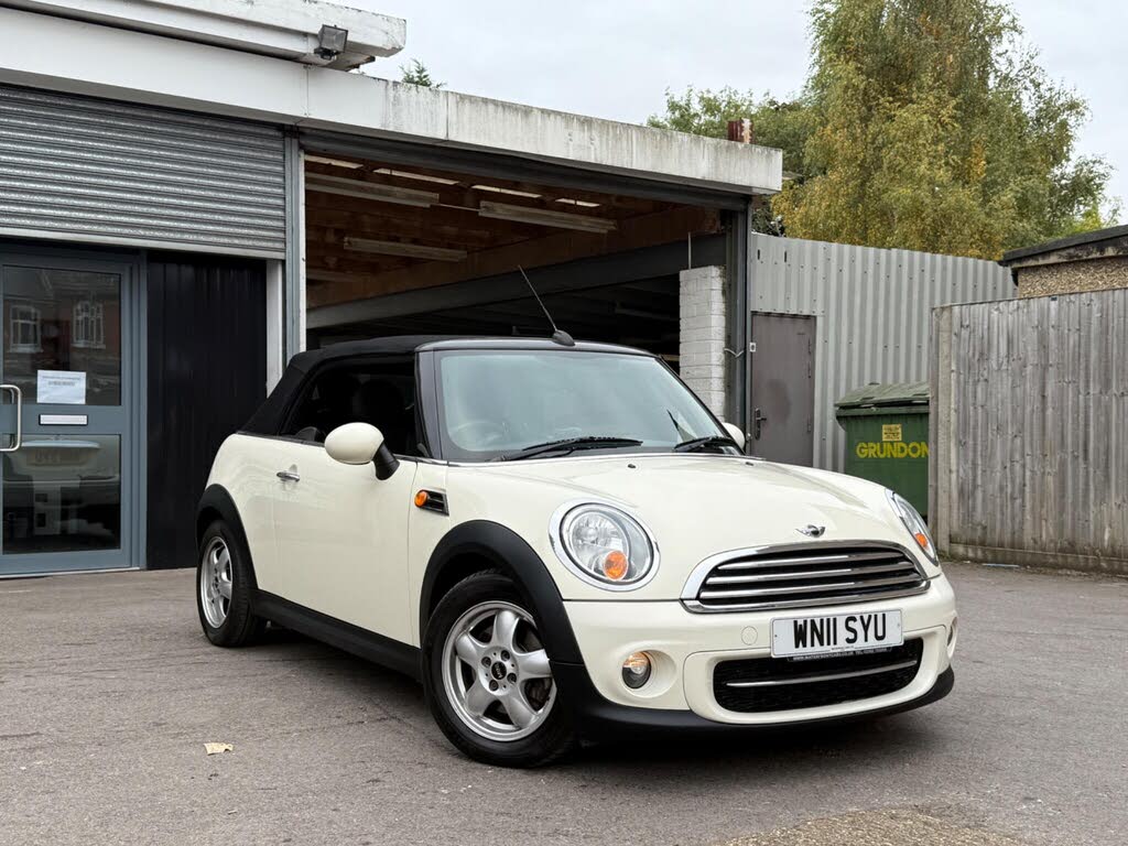 2011 MINI Mini 1.6TD Cooper D (112bhp) Convertible 2d 1598cc