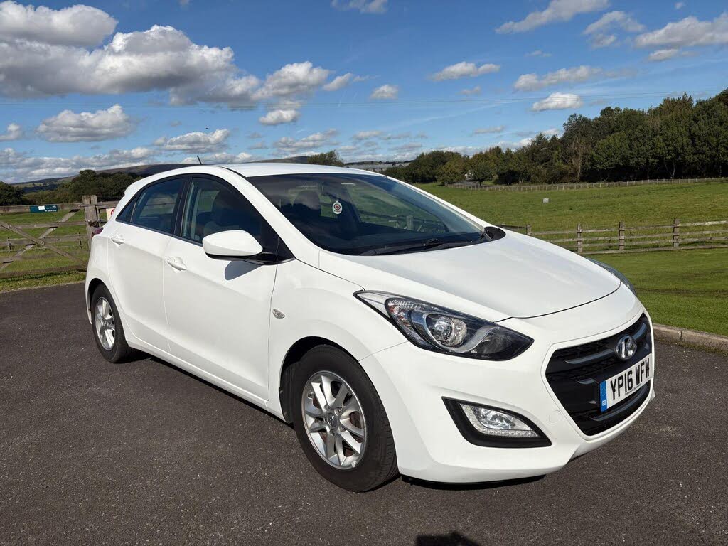2016 Hyundai i30 1.6CRDi SE (110ps) Hatchback