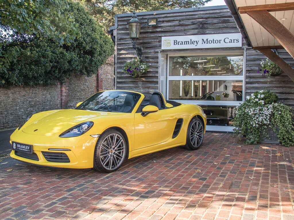 2025 Porsche Boxster 718 2.0 Boxster PDK