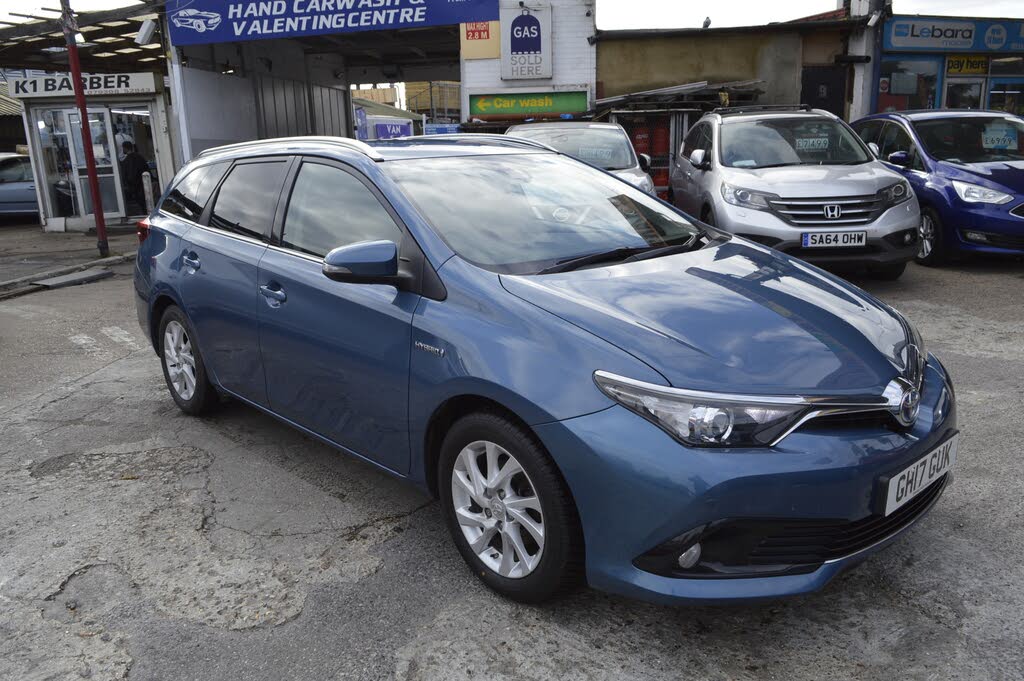 2017 Toyota Auris 1.8 VVT-i HSD Business Edition Hybrid