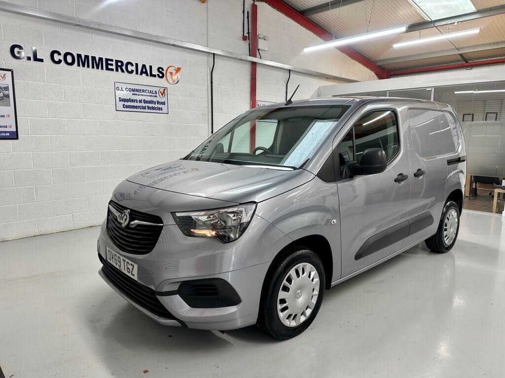 2019 Vauxhall Combo 1.5CDTi Sportive 2300 16v (100ps)(EU6dT) L1H1 Panel