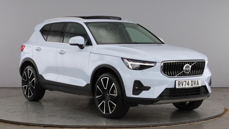 2025 Volvo XC40 2.0 B3 Ultra (Bright
