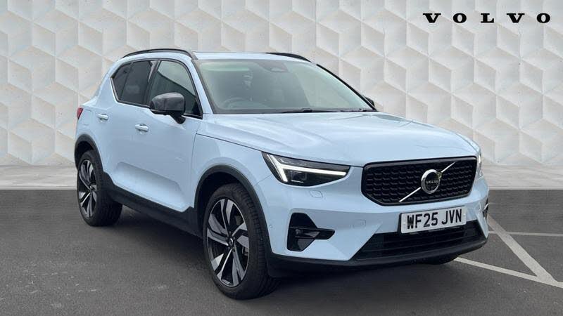 2025 Volvo XC40 2.0 B4 Ultra (Bright