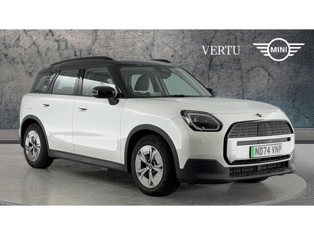2024 MINI Mini Countryman E Cooper E Classic