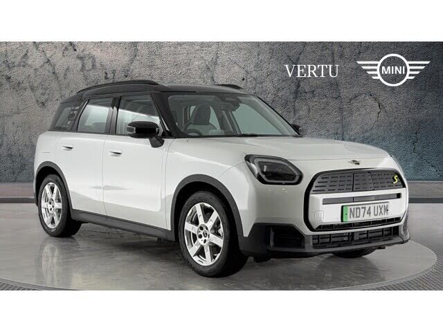 2024 MINI Mini Countryman E Cooper SE Classic