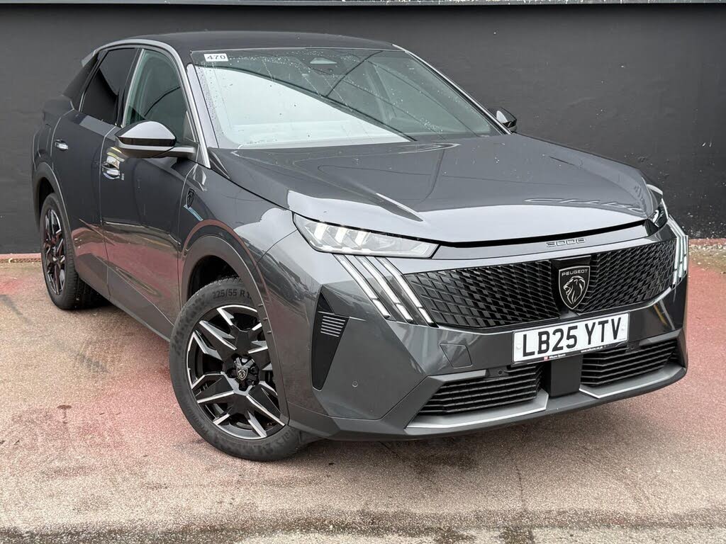 2025 Peugeot 3008 SUV 1.2 PureTech GT (136ps) HYBRID e-DSC6