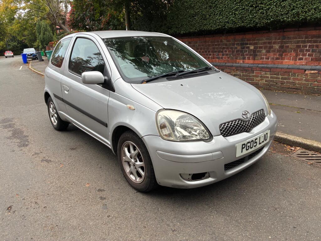 2005 Toyota Yaris 1.3 Colour Collection 3d