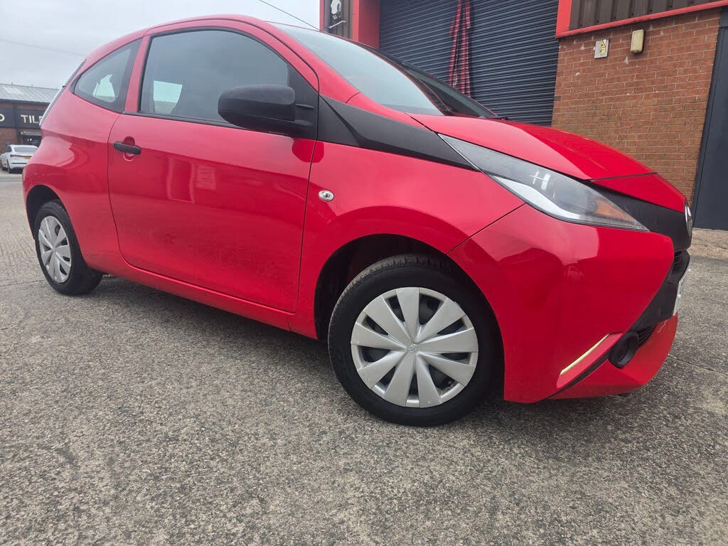 2017 Toyota AYGO 1.0 VVT-i x (71bhp) 3d