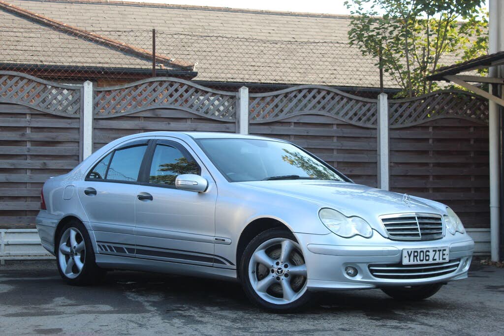 2006 Mercedes-Benz C-Class 1.8 C200 Kompressor Classic SE Saloon 4d auto