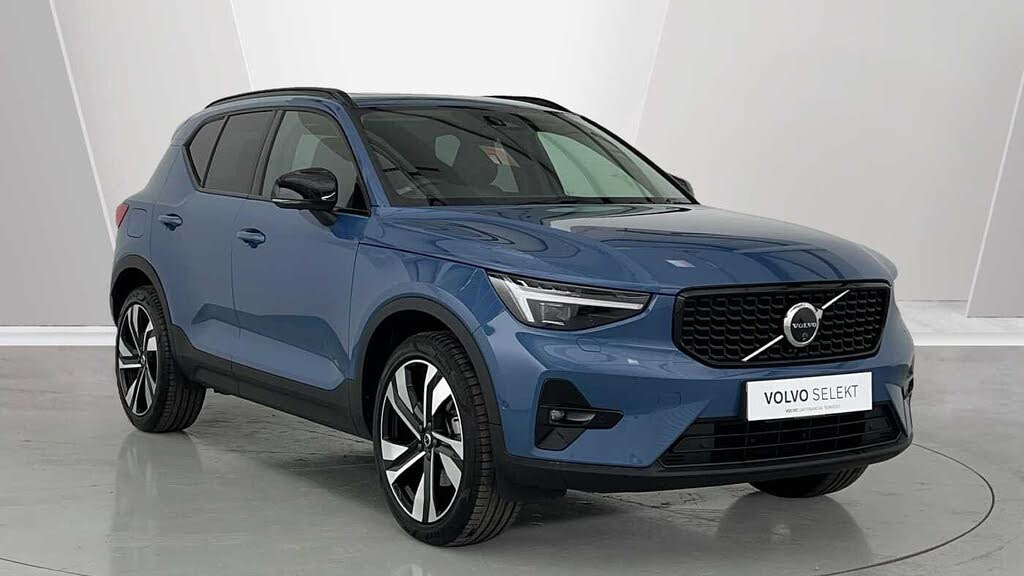 2024 Volvo XC40 2.0 B3 Ultra (Bright