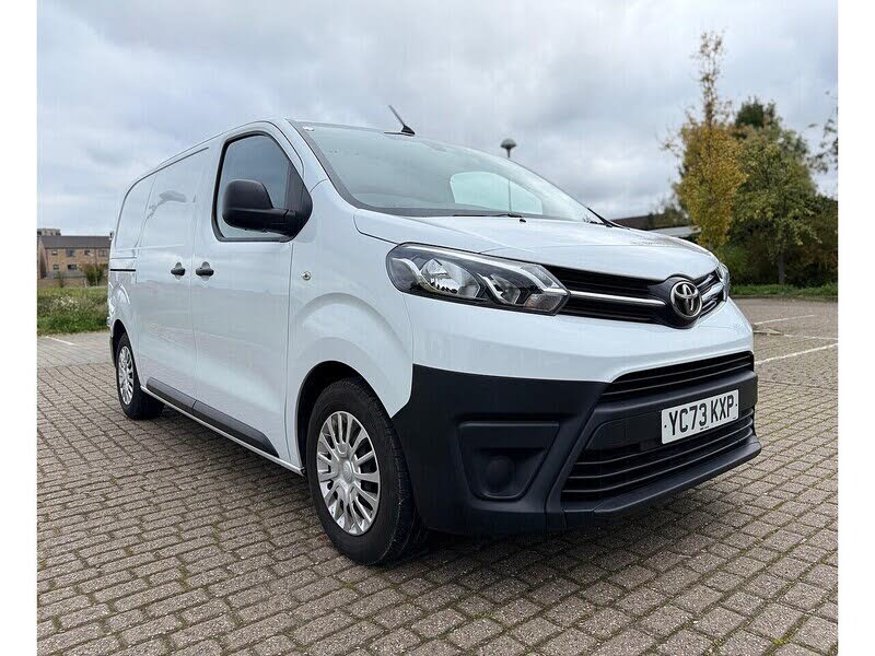 2023 Toyota PROACE 1.5D Icon Medium