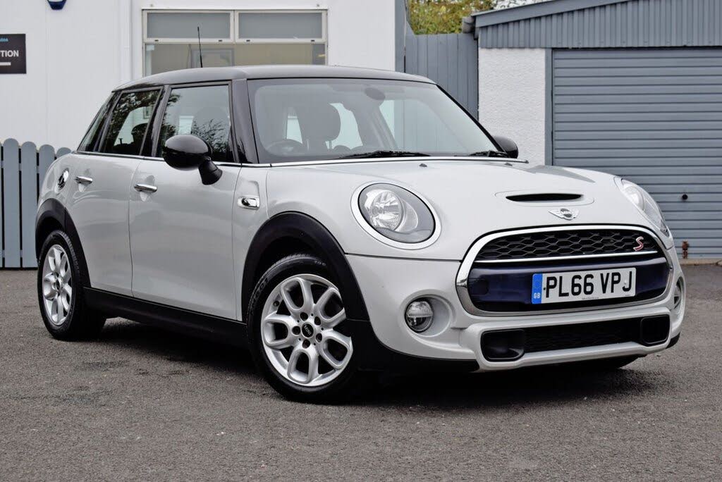 2017 MINI Mini 2.0TD Cooper SD (s/s) 5d