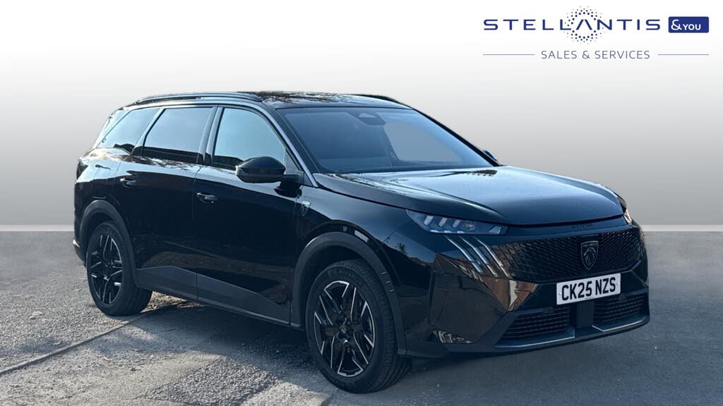 2025 Peugeot 5008 SUV 1.2 GT (136ps)