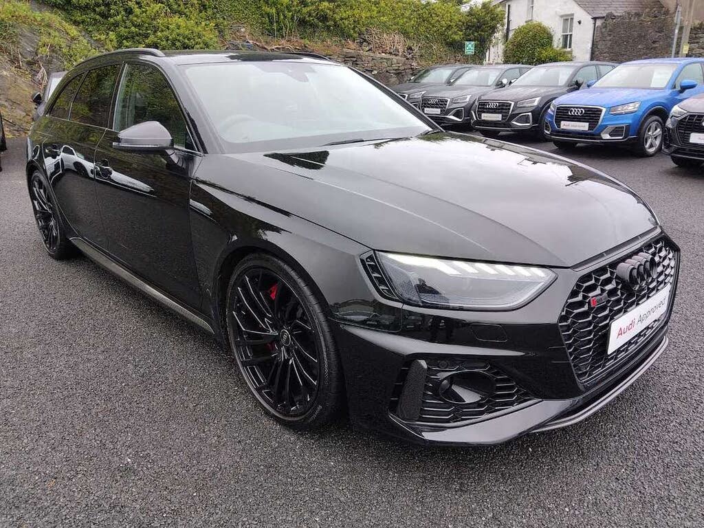 2023 Audi RS4 Avant 2.9 TFSI Carbon Black