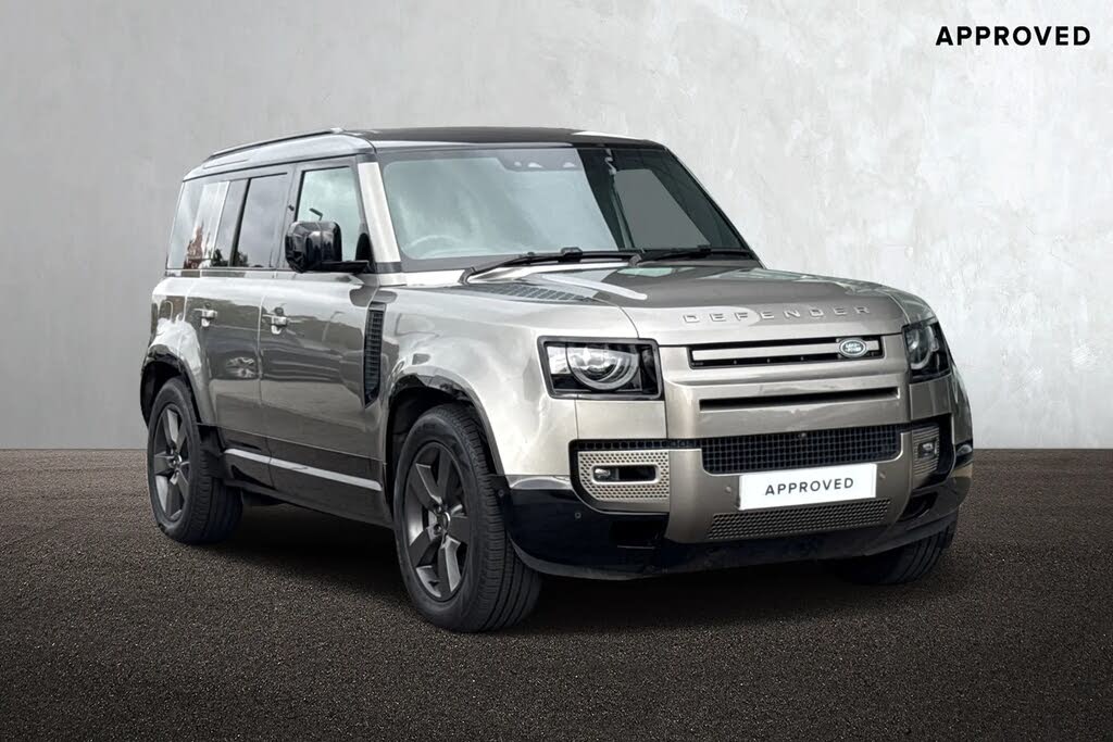 2024 Land Rover 110 Defender 2.0 P300e X-Dynamic HSE