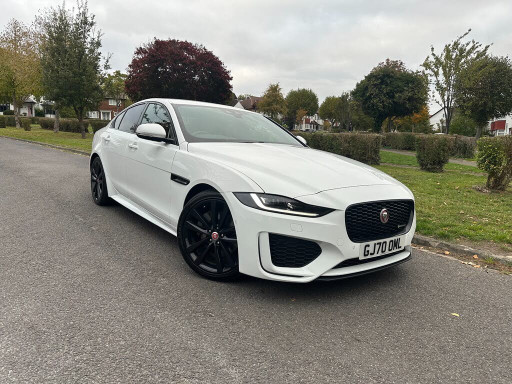 2020 Jaguar XE 2.0d R-Dynamic SE