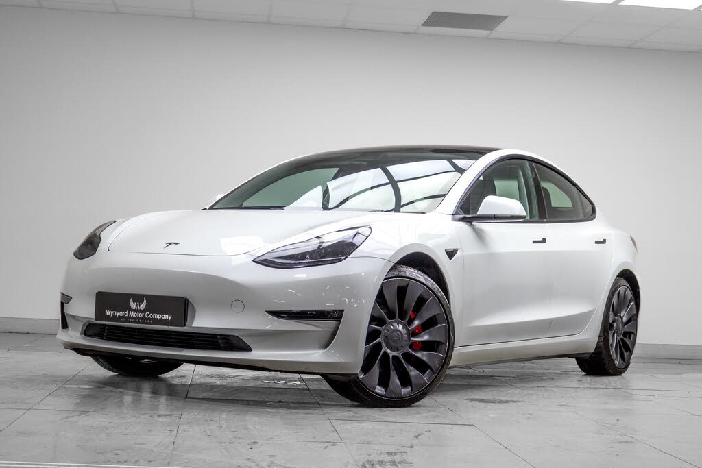 2023 Tesla Model 3 E Performance