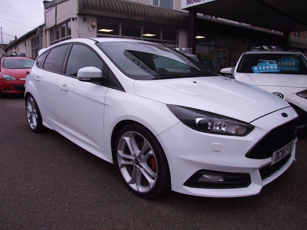 2016 Ford Focus 2.0T ST3 Hatchback