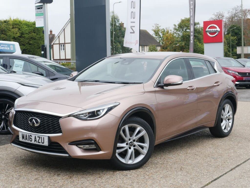 2016 Infiniti Q30 1.5d SE
