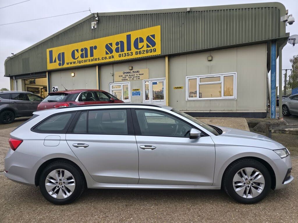 2022 Skoda Octavia 1.5 TSI SE Technology Estate