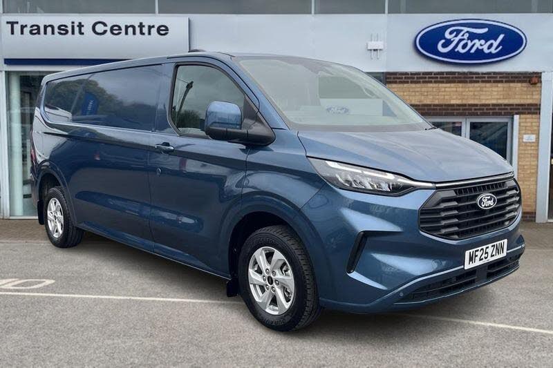 2025 Ford Transit Custom 2.0TDCi 280 L2H1 Limited Panel Van 1996cc auto