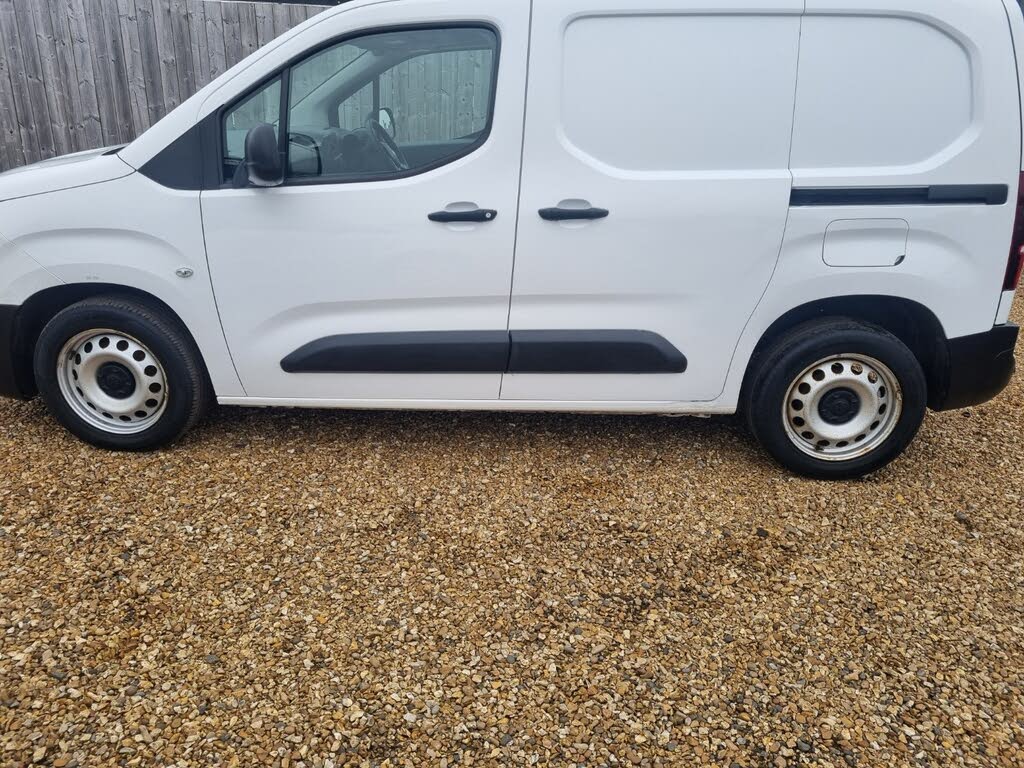 2019 Vauxhall Combo 1.6CDTi Edition 2300 (100PS)(EU6) L1H1 Panel