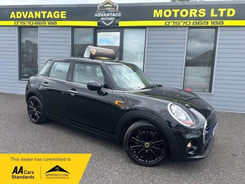 2016 MINI Mini 1.5TD Cooper D (s/s) Hatchback 5d
