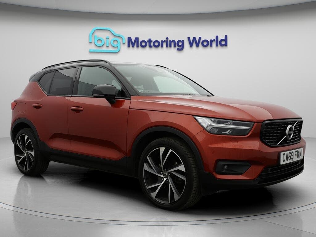 2019 Volvo XC40 2.0 T4 R-Design Pro AWD